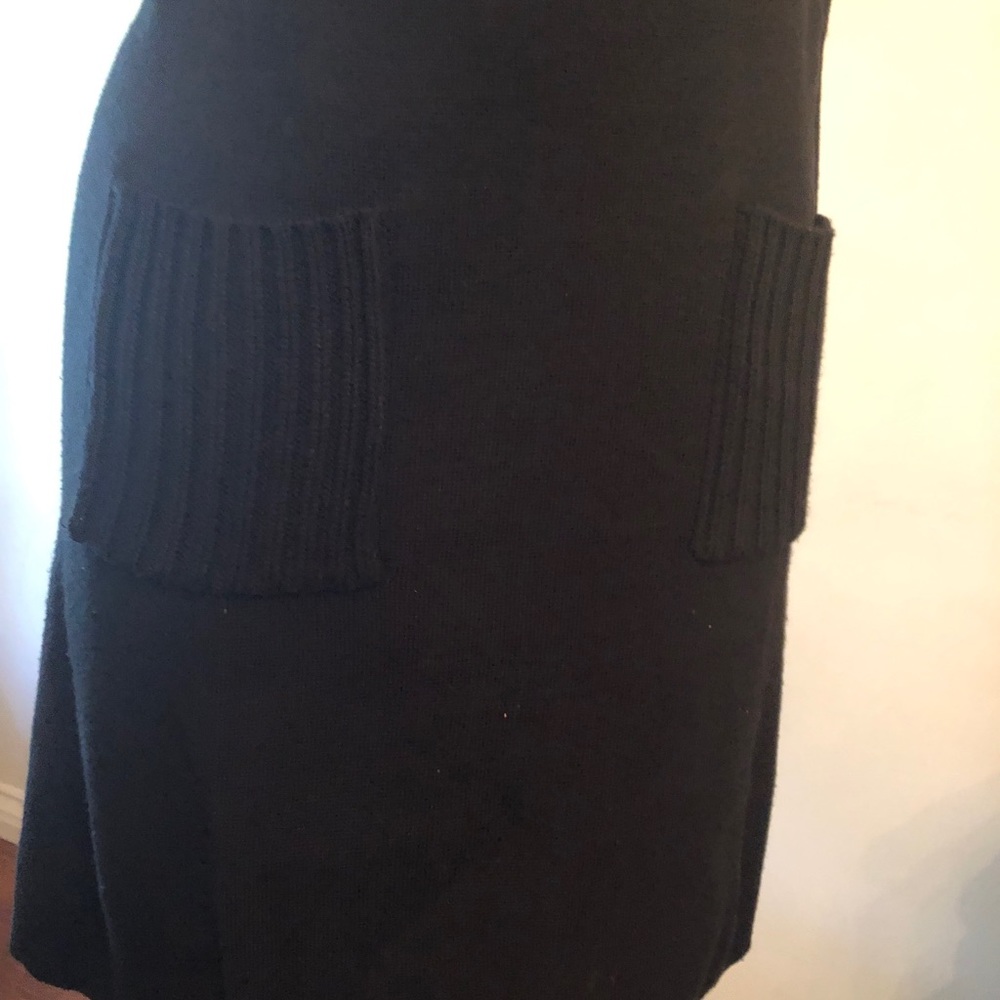 Knitted black dress - Picture 4 of 10